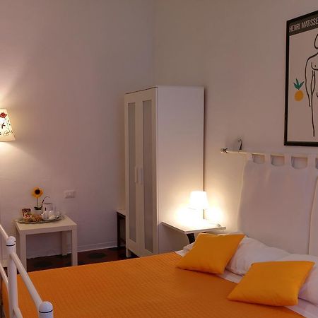 Lucretia House Hotel Firenze Bagian luar foto
