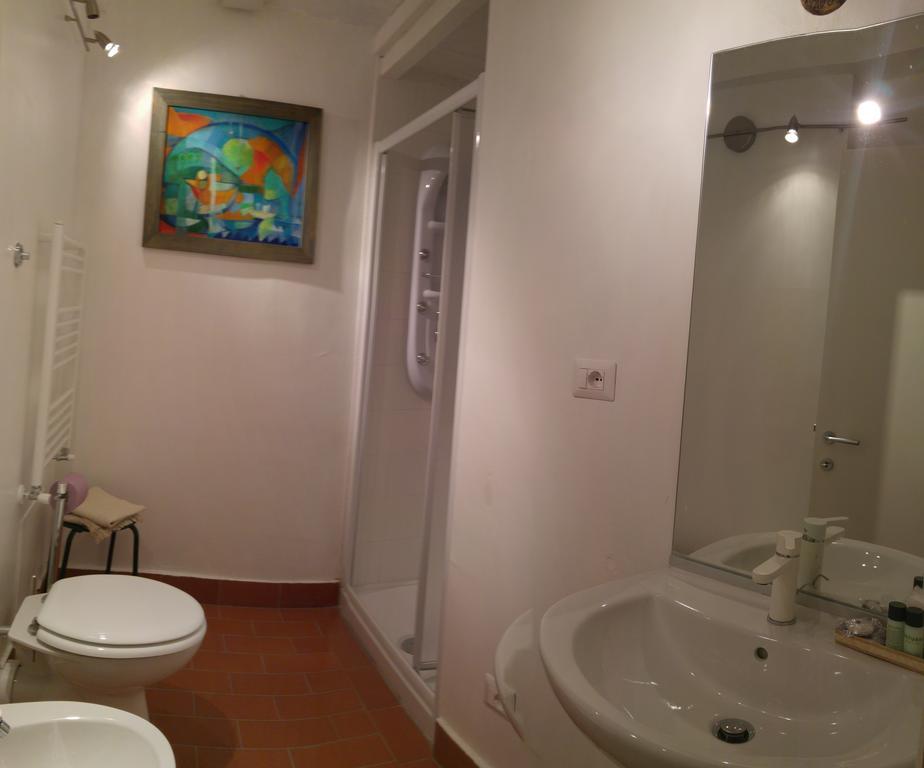 Lucretia House Hotel Firenze Bagian luar foto
