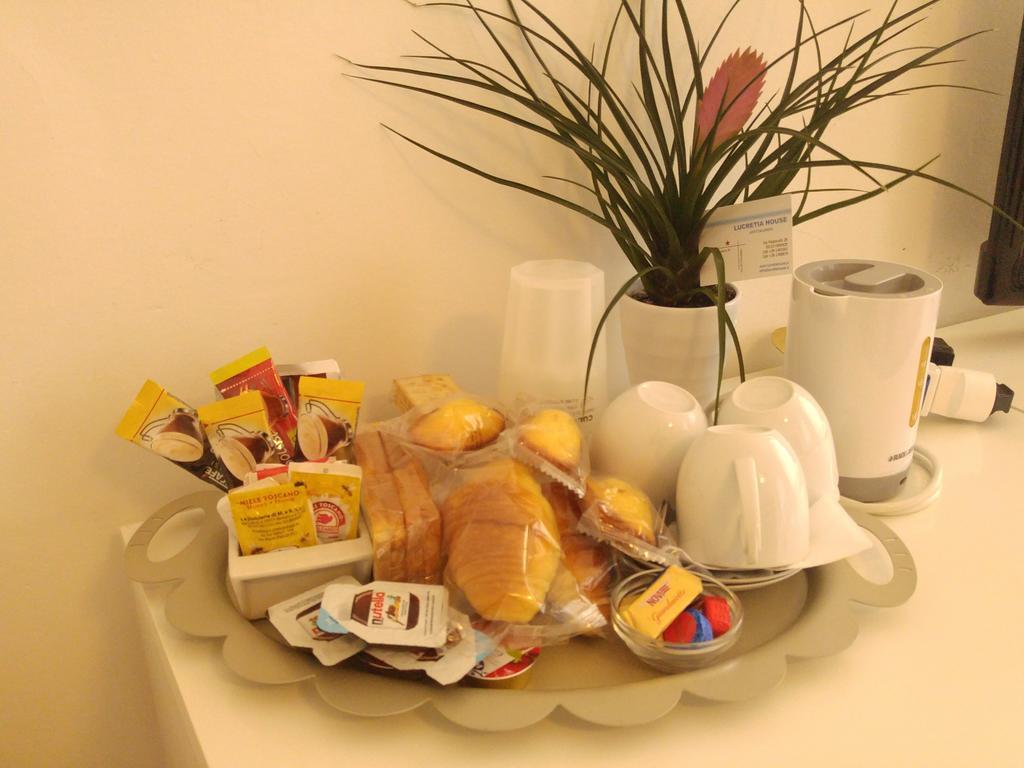 Lucretia House Hotel Firenze Bagian luar foto